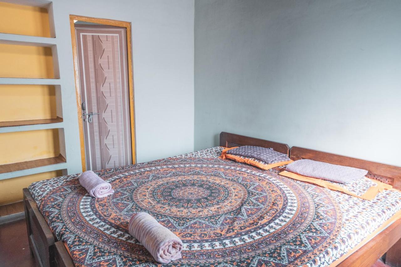Vishnu Rest House Βαρανάσι Εξωτερικό φωτογραφία